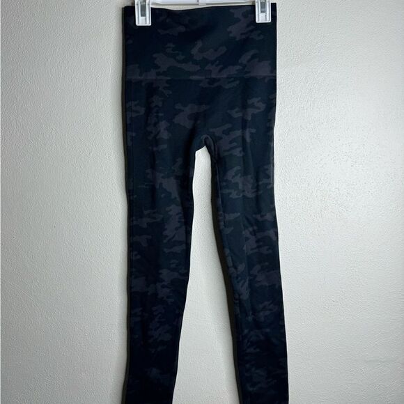 Spanx look at me now camo leggings women’s size small gray - Picture 2 of 8